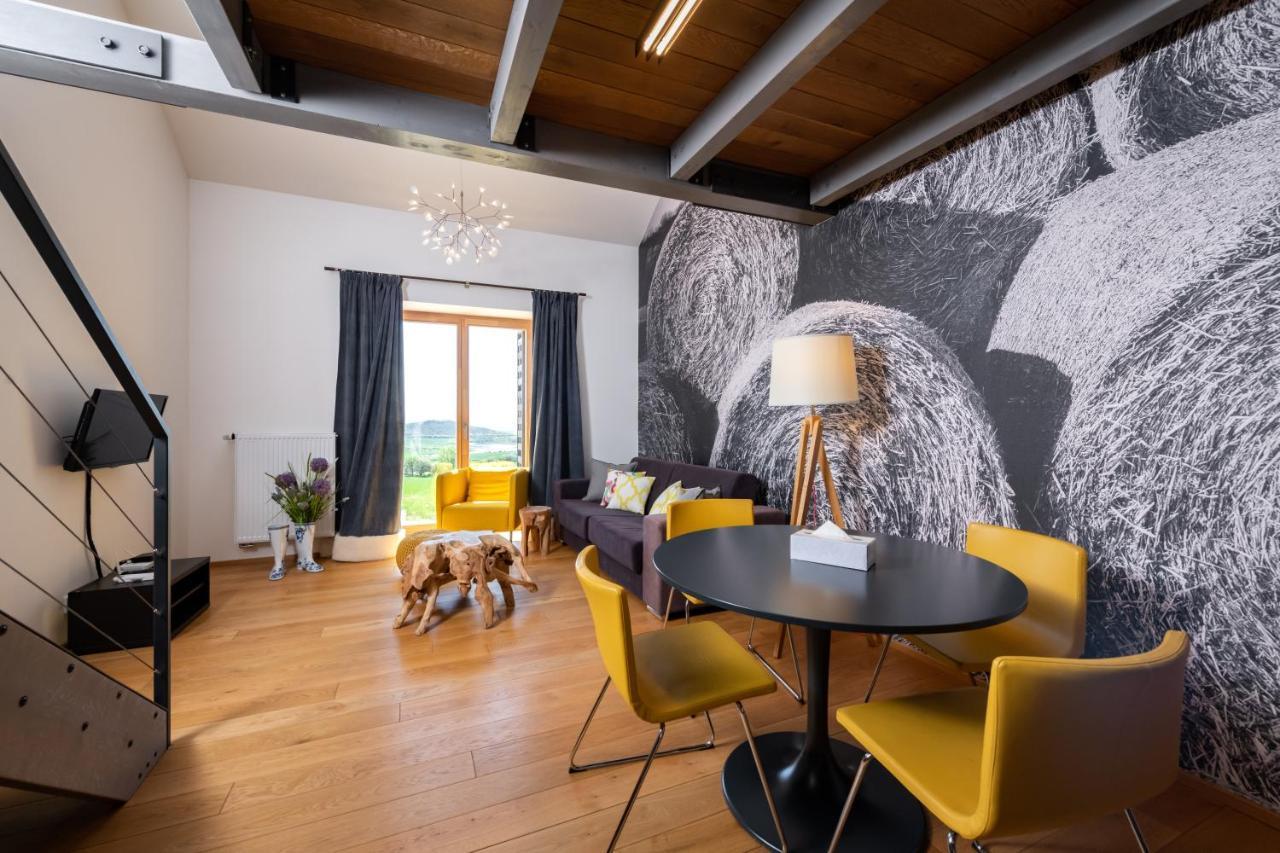 Oblik Resort Louny Bagian luar foto